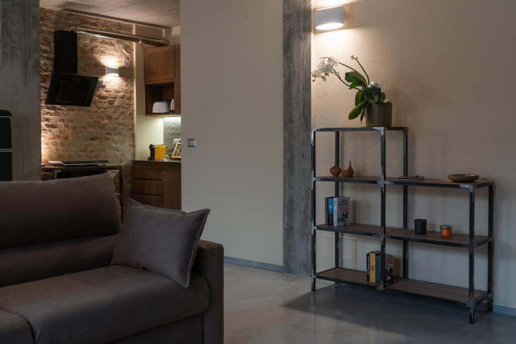 Centro Storico Recinto Dei Nobili 1 - Private Parking Apartment Asti Exterior photo