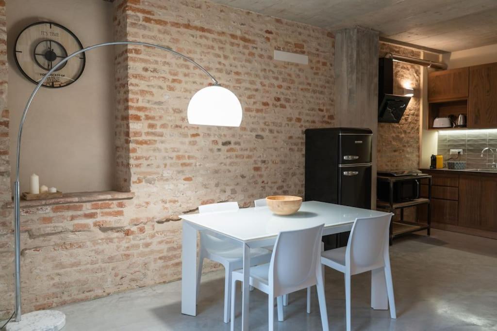Centro Storico Recinto Dei Nobili 1 - Private Parking Apartment Asti Exterior photo